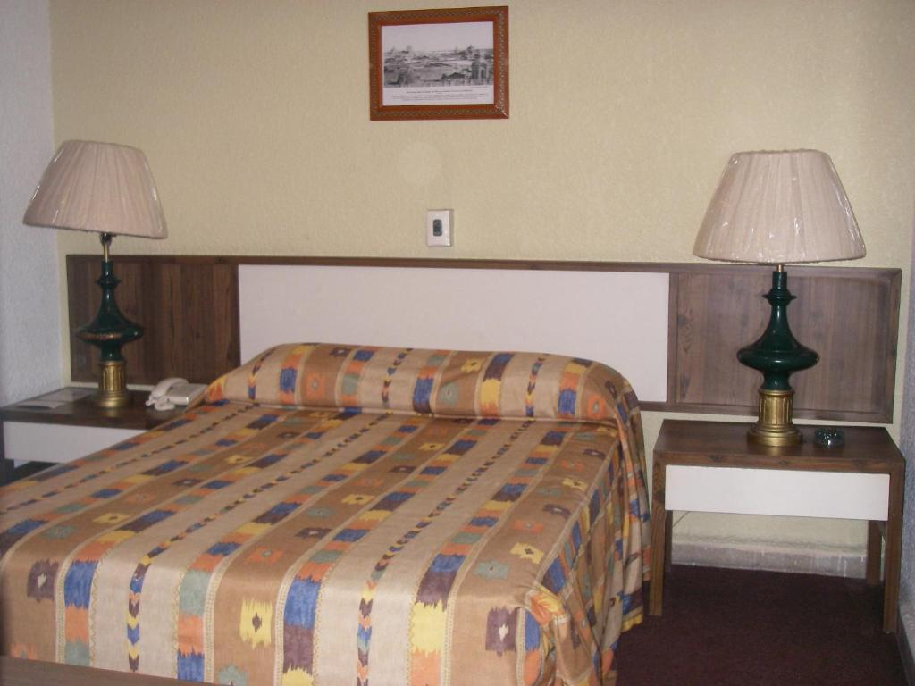 Hotel Mariscal - Mexico City — Photos 1